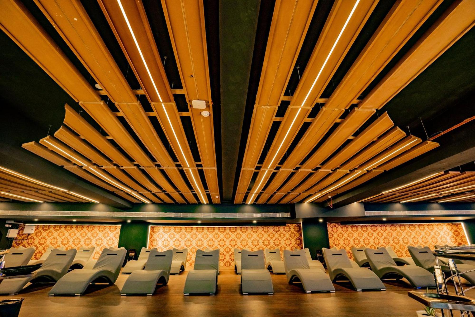 Essotto Recreation Hub Hotel Bangalore Exterior foto