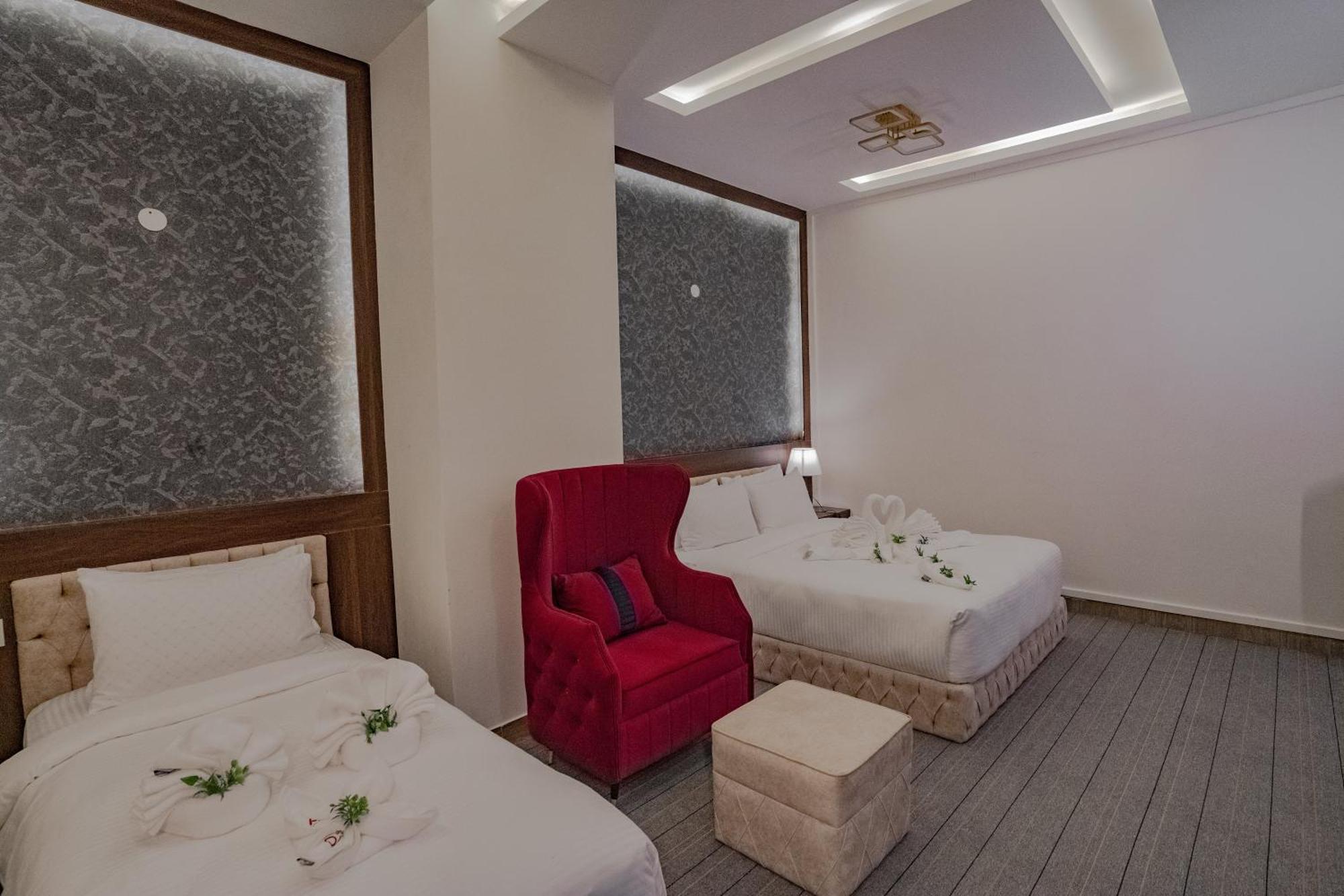Essotto Recreation Hub Hotel Bangalore Exterior foto